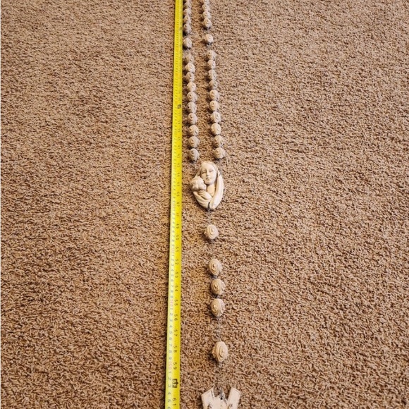 Large Wall Rosary Alabasterite 66" - Picture 11 of 12